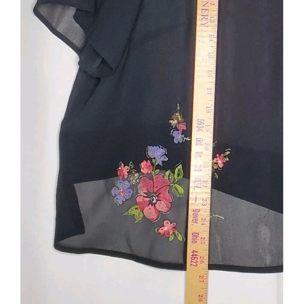 Karin Stevens Top Women 24W Black Sheer Open Back Short Sleeve Beaded Flower 90s - Picture 9 of 11
